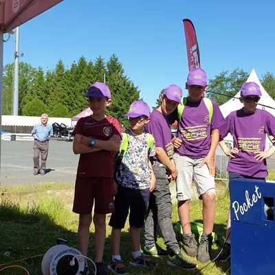 Championnat du monde de pêche à la truite aux leurres du bord